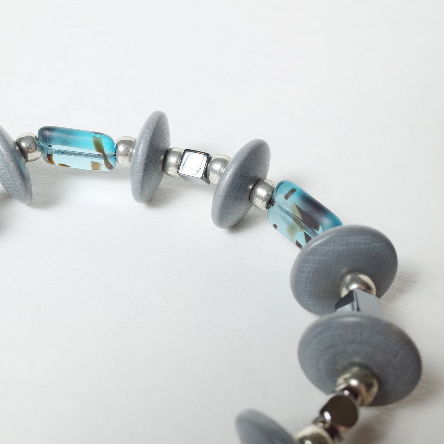 NL "Mew" /ニール "ミュー"