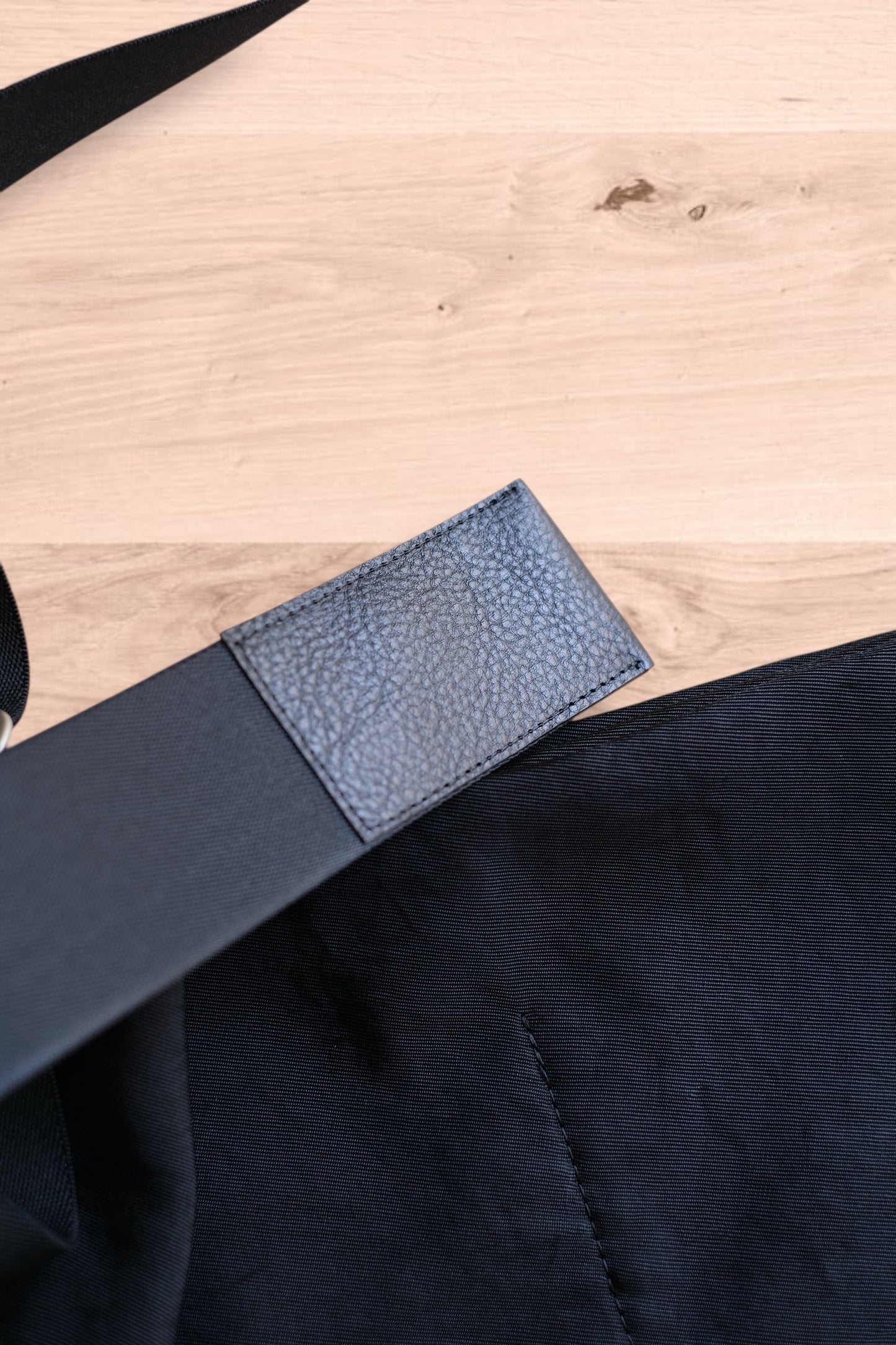 NL "Roy" /ニール "ロイ"