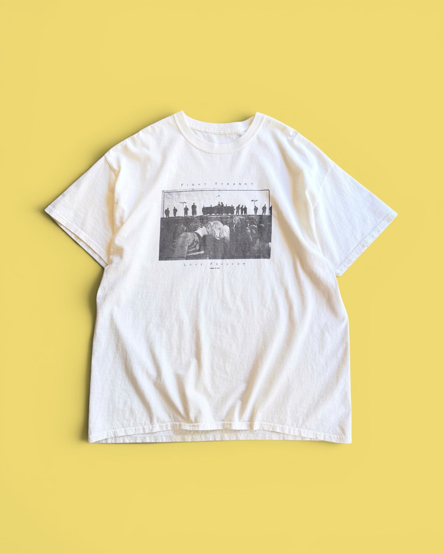 used&vintage "LOVE FREEDOM Tee”