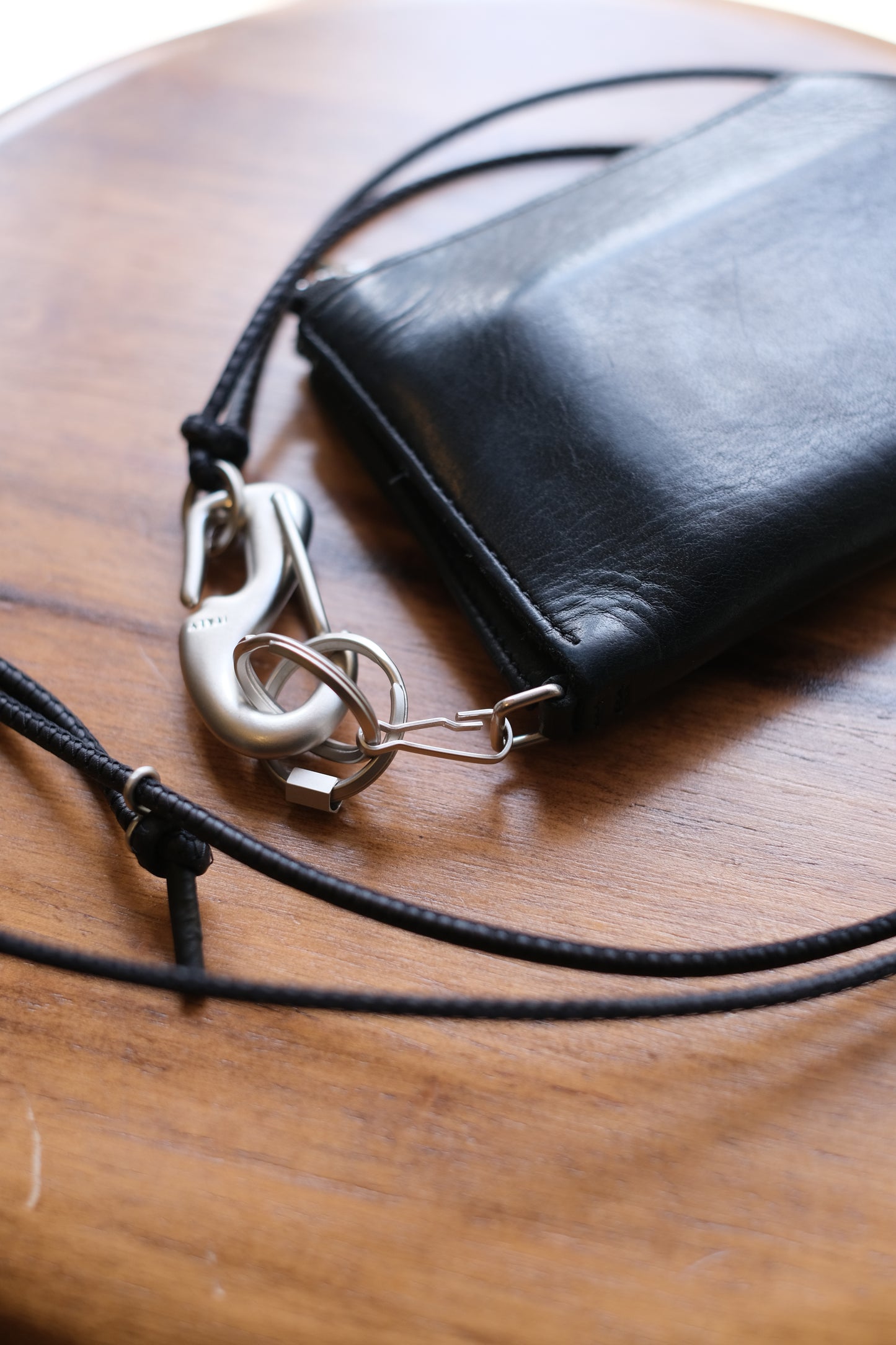 NL "Silas" /ニール "サイラス"