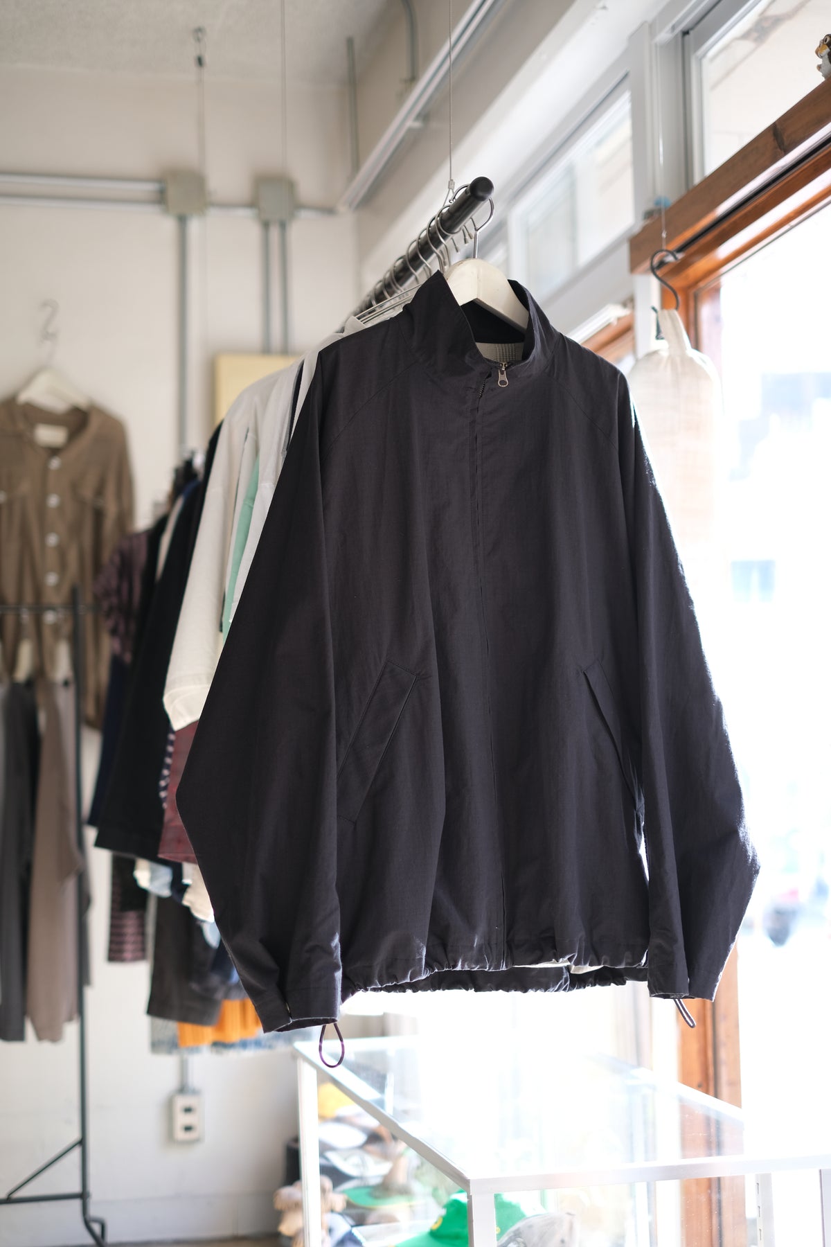 HEALTH "Regular Shirts #1" / 헬스 "레귤러 셔츠"