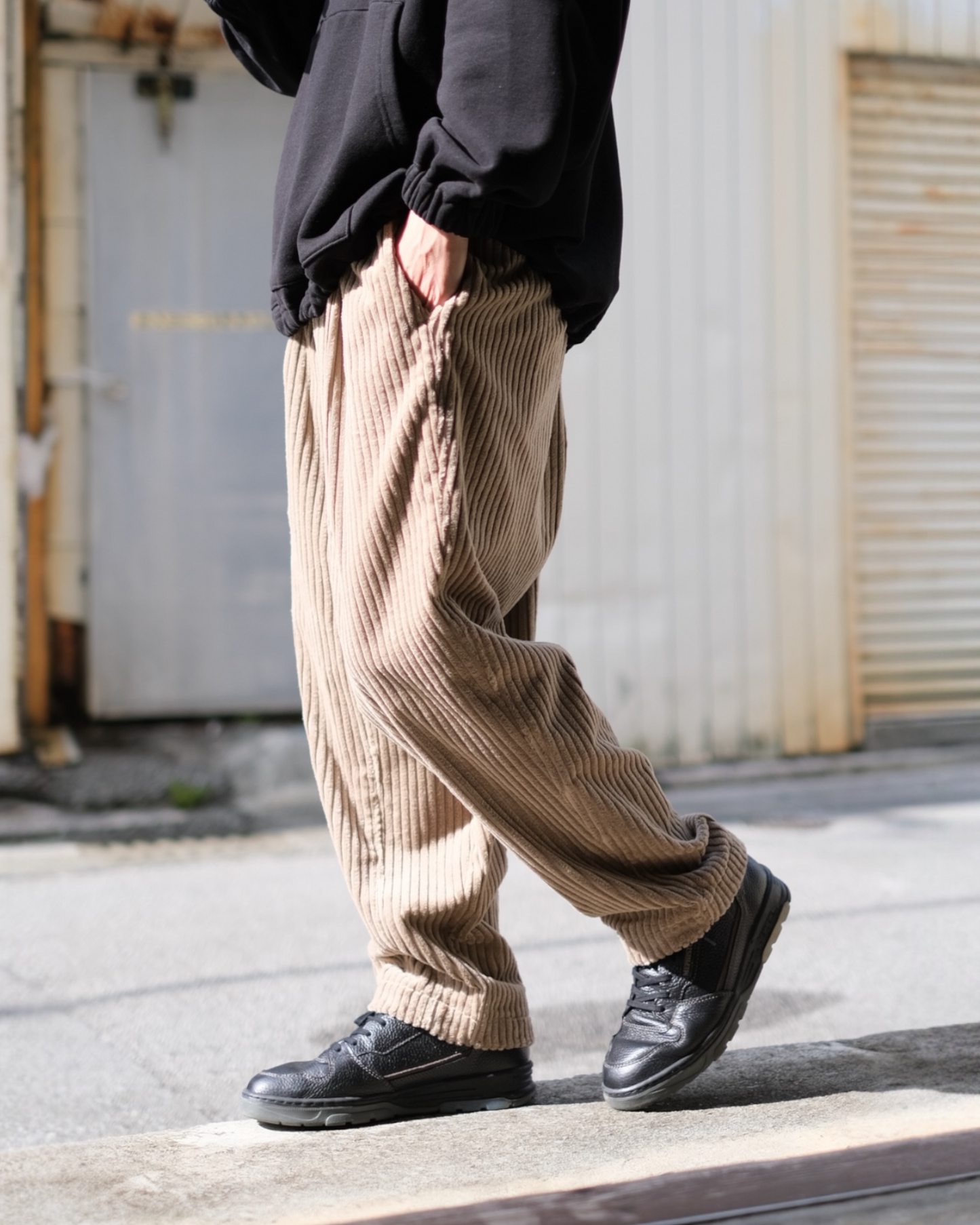 HEALTH "Easy Pants #5" / 헬스 "이지 팬츠 #5"