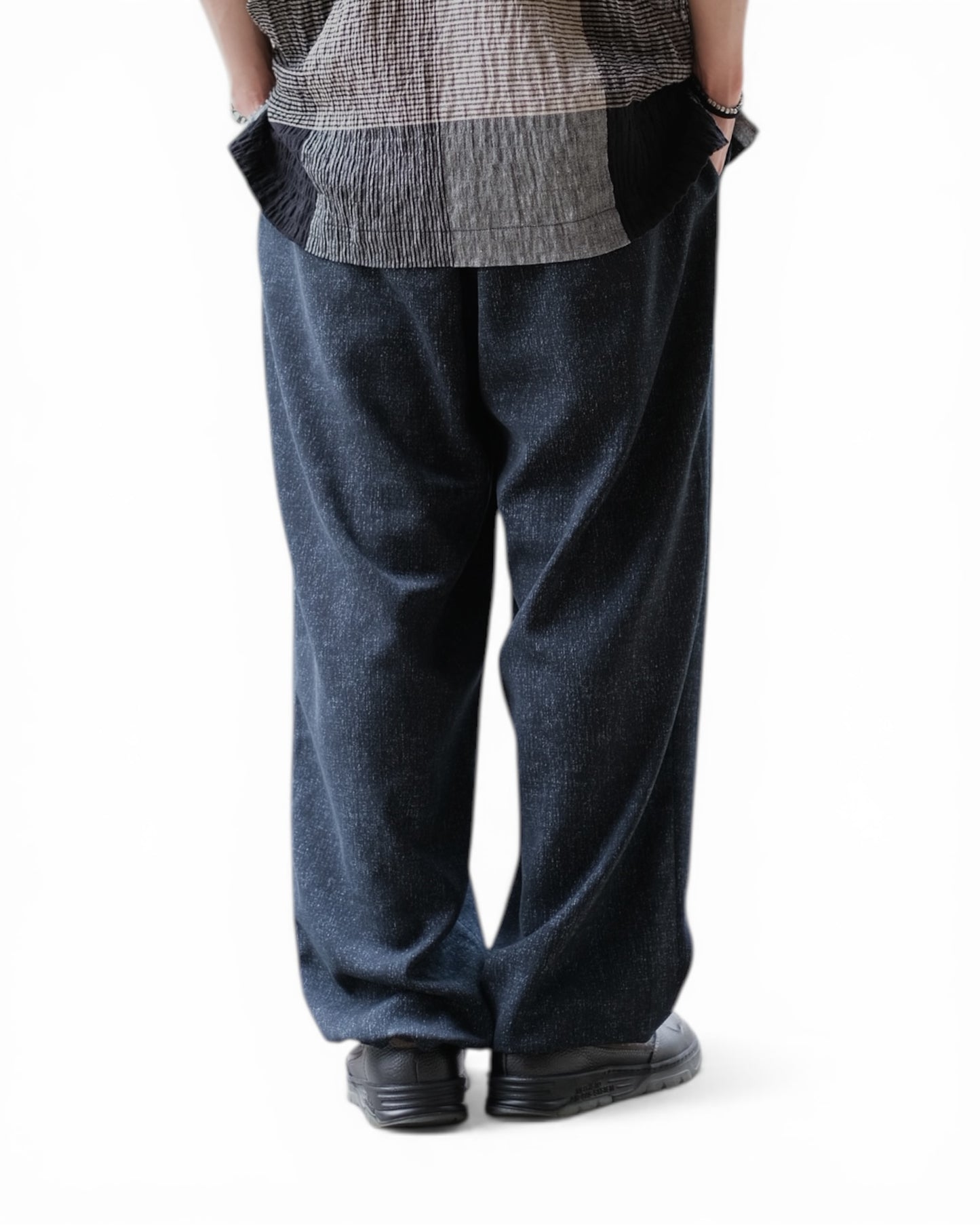 HEALTH "Easy Pants #6" / 헬스 "이지 팬츠 #6"