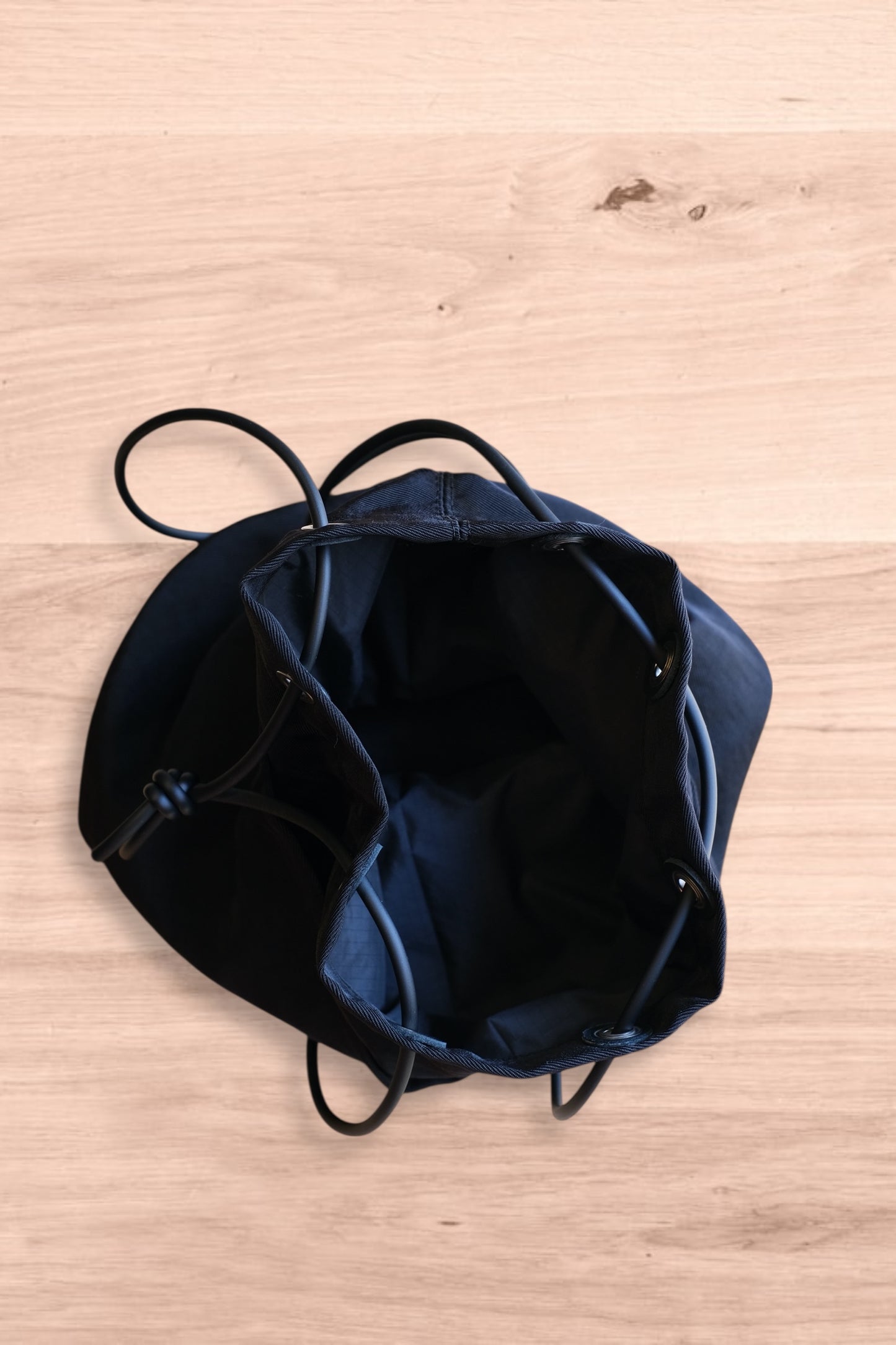 NL "Jacob" /ニール "ジェイコブ"