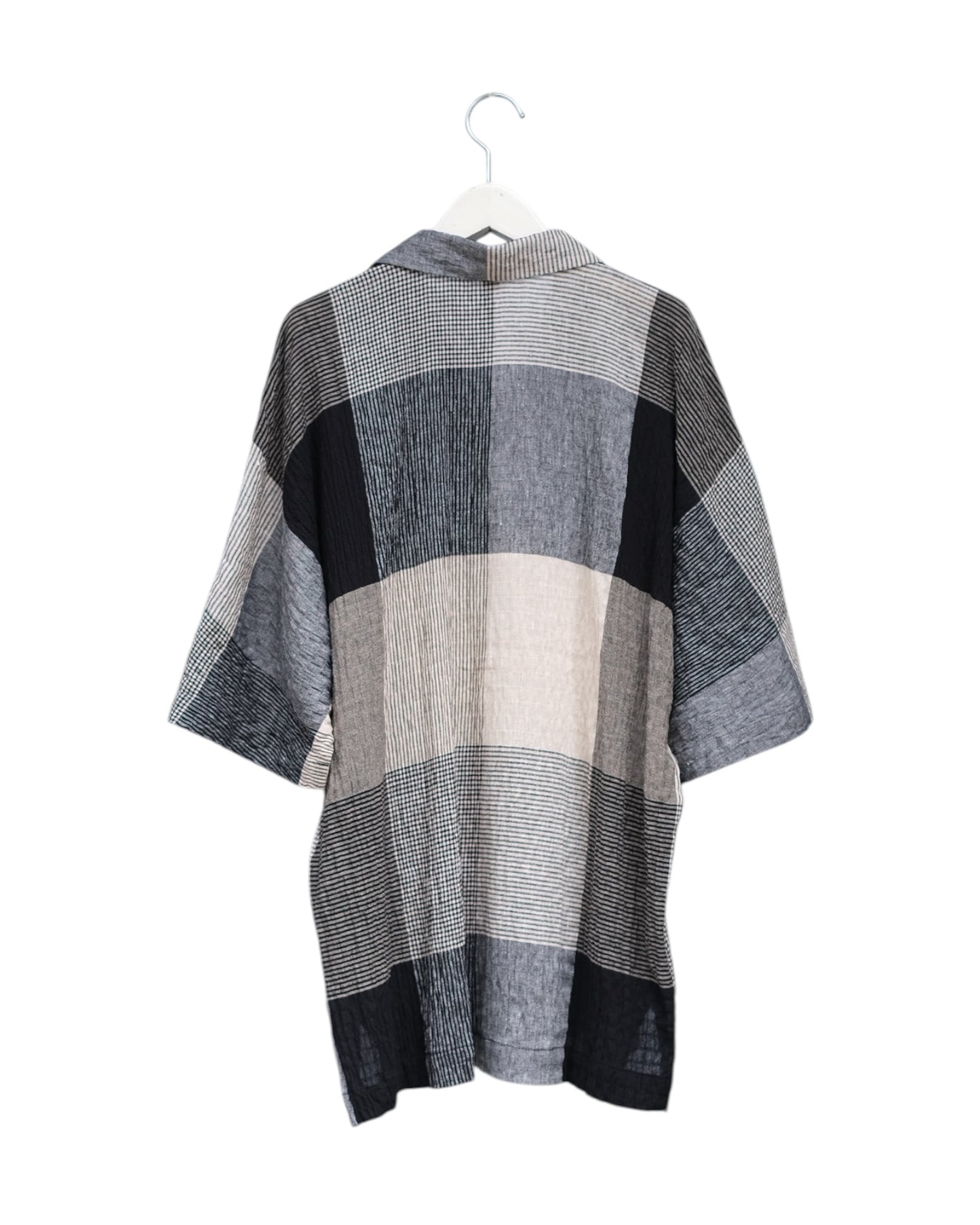 HEALTH "Summer Shirts #2" / 헬스 "돌먼 슬리브 개 칼라 셔츠"