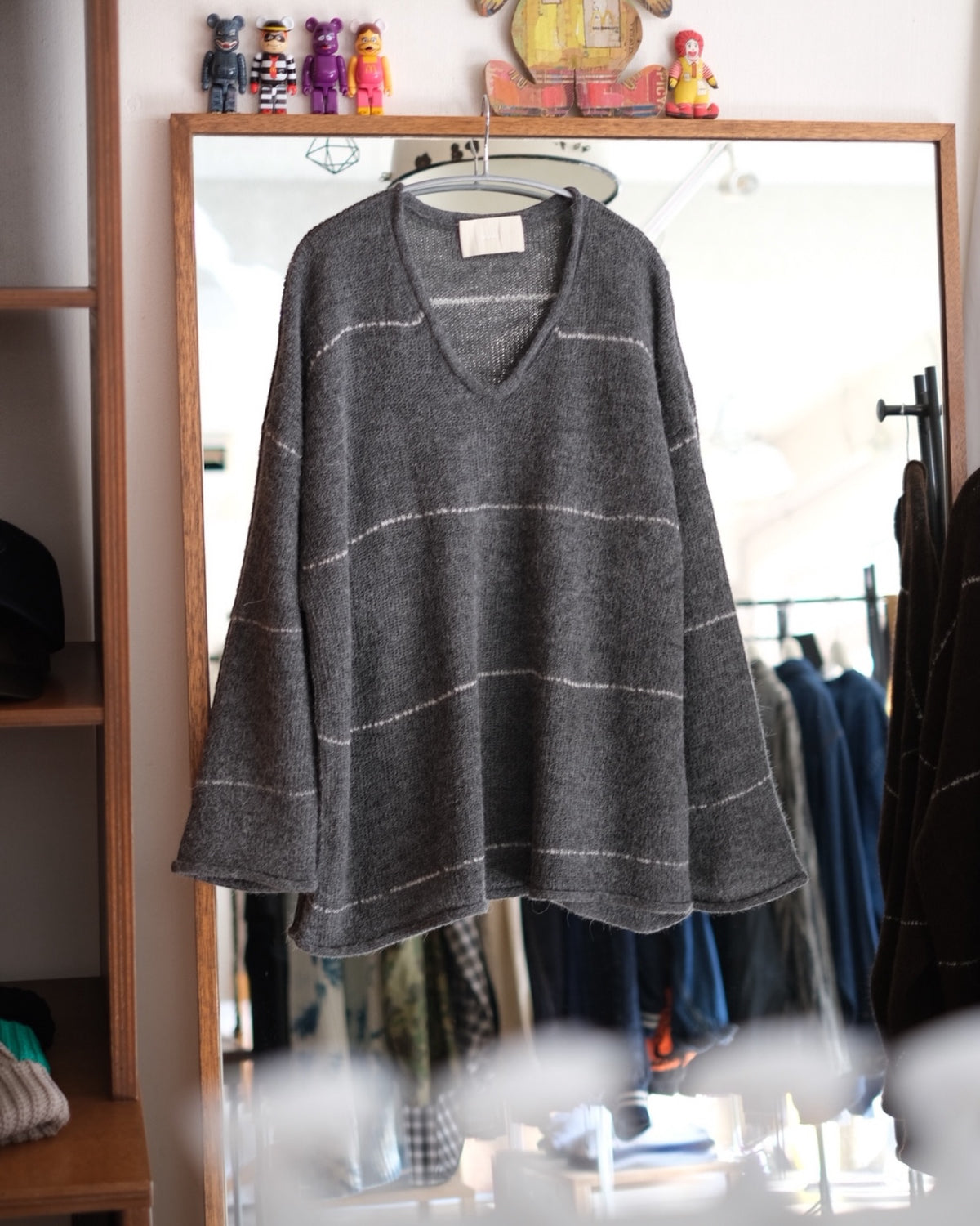 INNAT "V Neck Line Border Sweater" / インアット " Vネックラインボーダーセーター"