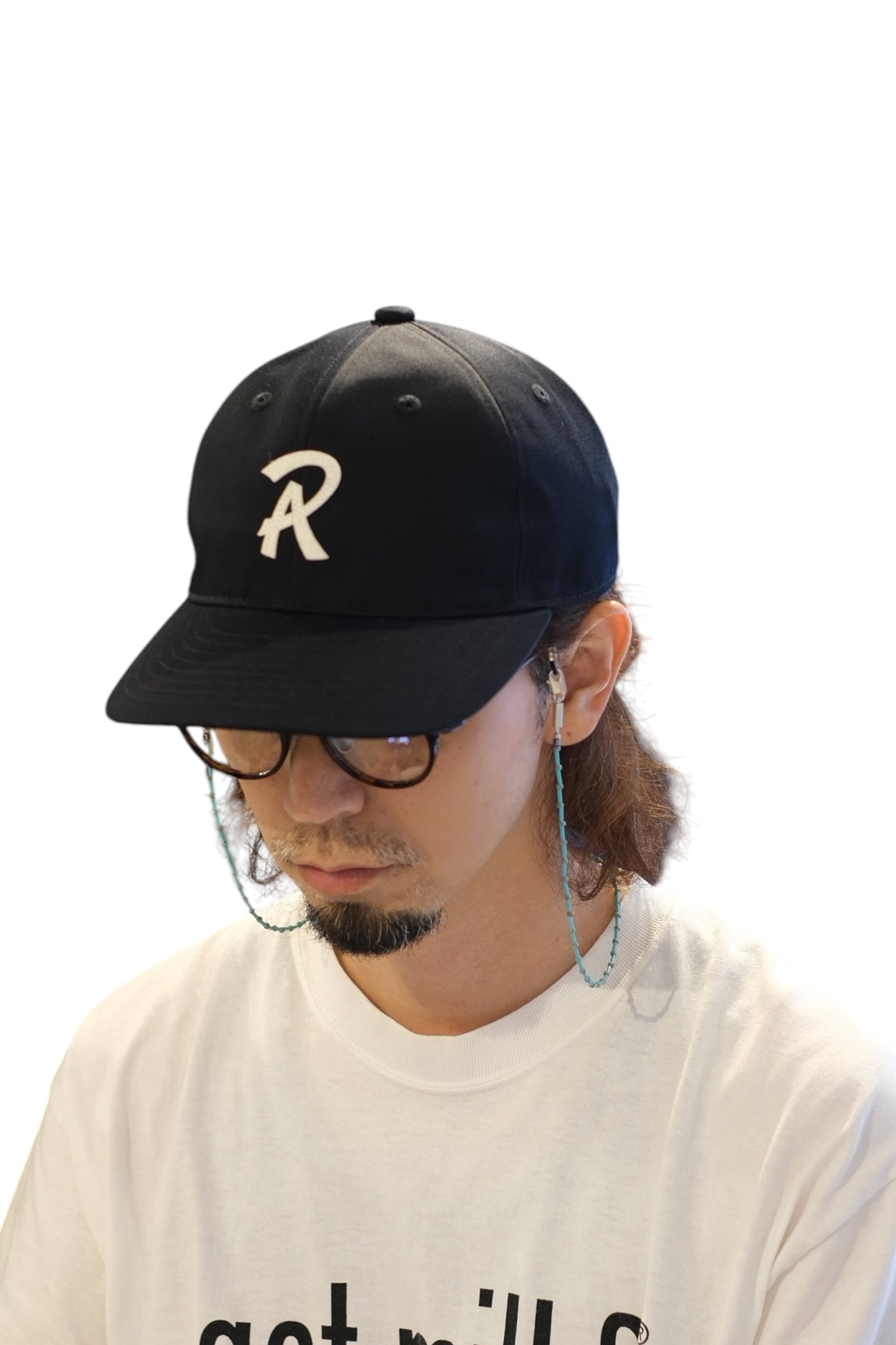NL "Oliver.F"/닐 "올리버.F"