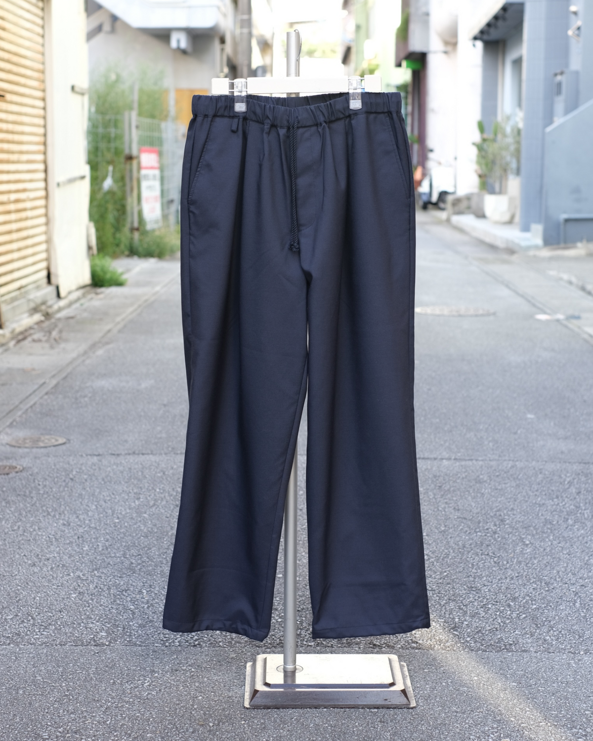 HEALTH "Easy Pants #6" / 헬스 "이지 팬츠 #6"