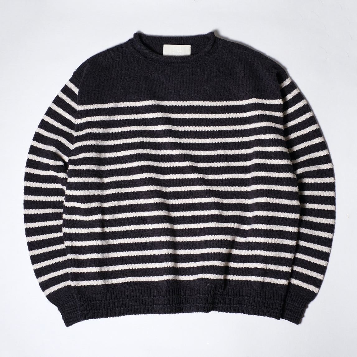 INNAT "PANEL BORDER SWEATER" / インアット "パネルボーダーセーター"