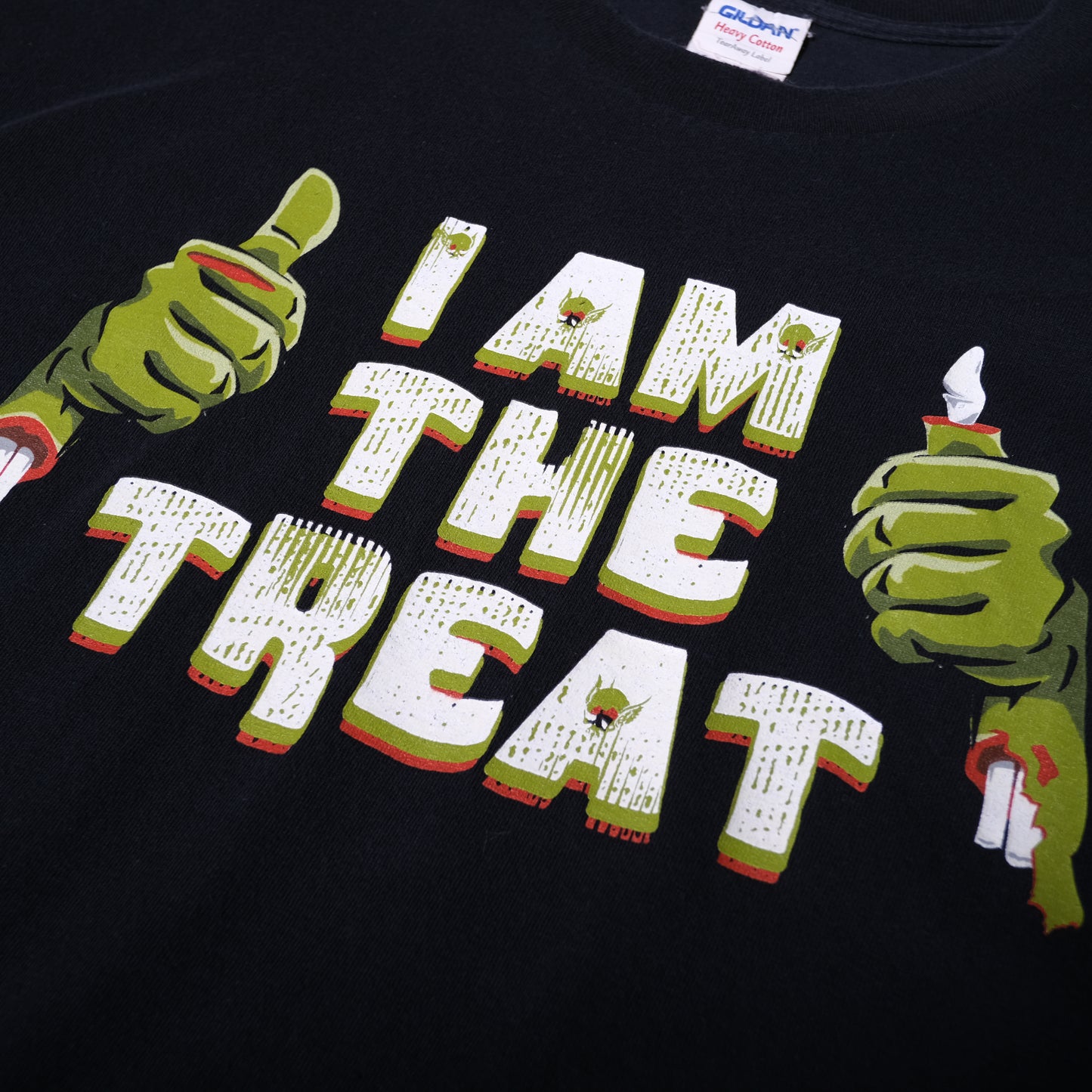 used&vintage "I AM THE TREAT Tee”