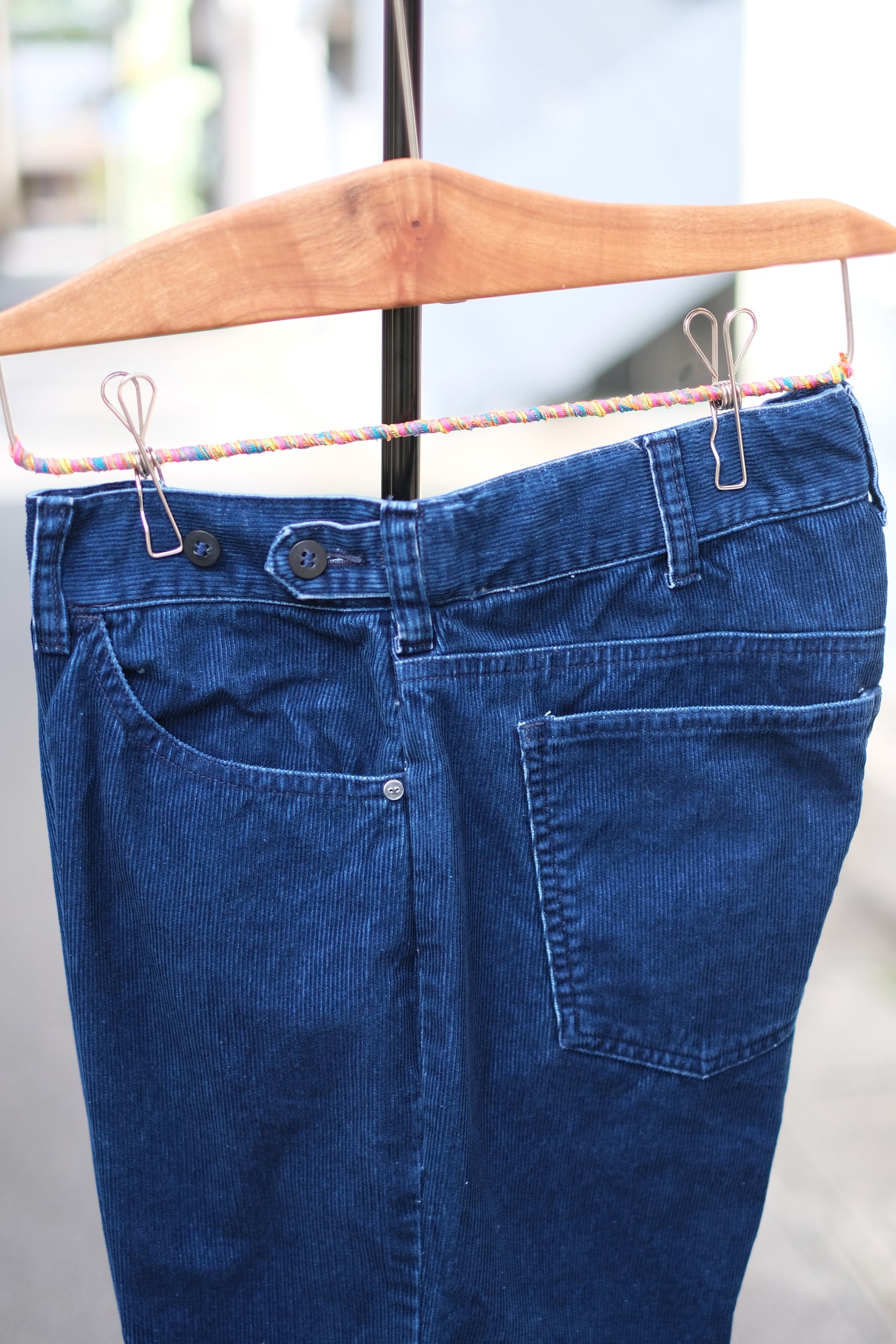 INNAT "INDIGO BOOTCUT ５P PANTS" / インアット "インディゴブーツカット5ポケットパンツ"