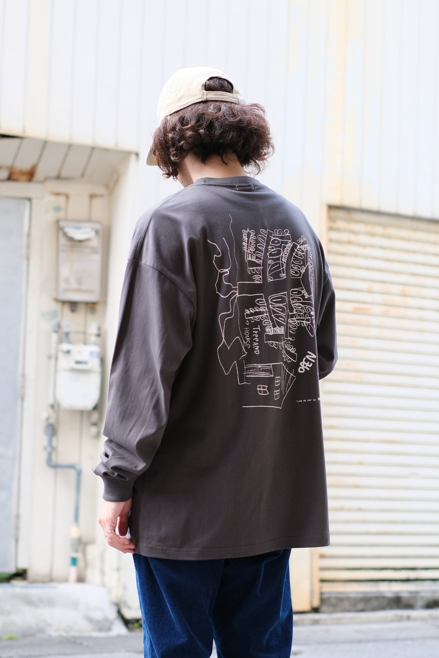 INNAT "TREE&HOUSE LS TEE" / インアット "プリント長袖Tシャツ"