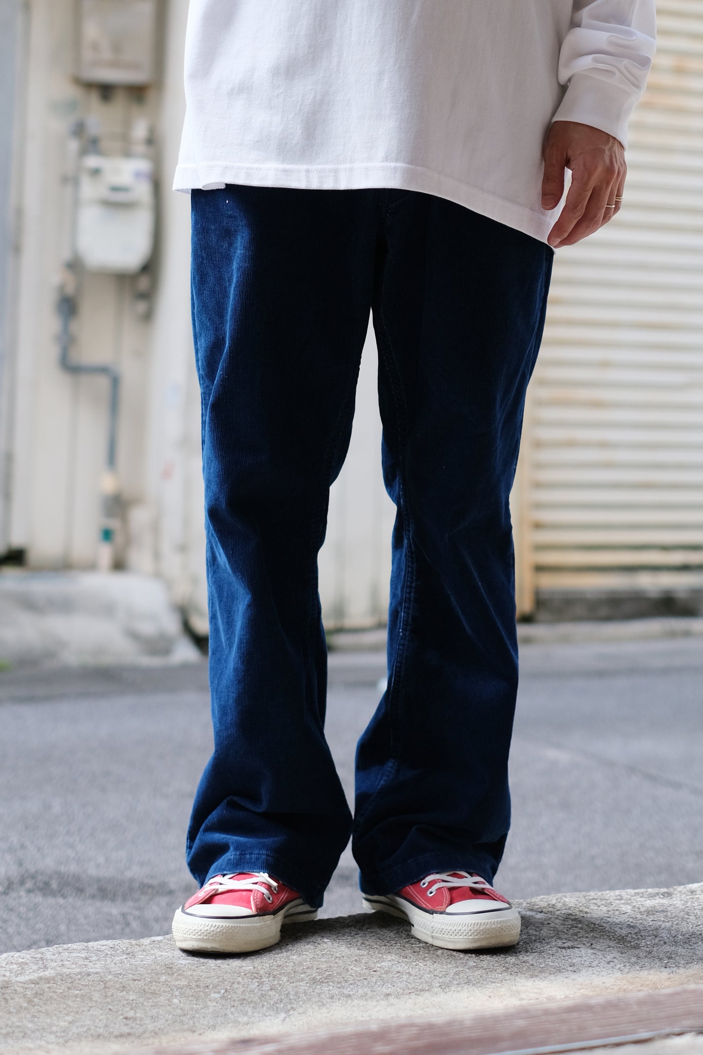 INNAT "INDIGO BOOTCUT ５P PANTS" / インアット "インディゴブーツカット5ポケットパンツ"
