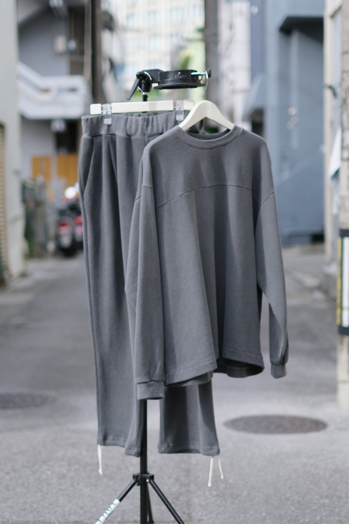 SANDINISTA "Vintage Easy Fit Tuck Sweatpants" / サンディニスタ "ヴィンテージ風タック入りスウェットパンツ"