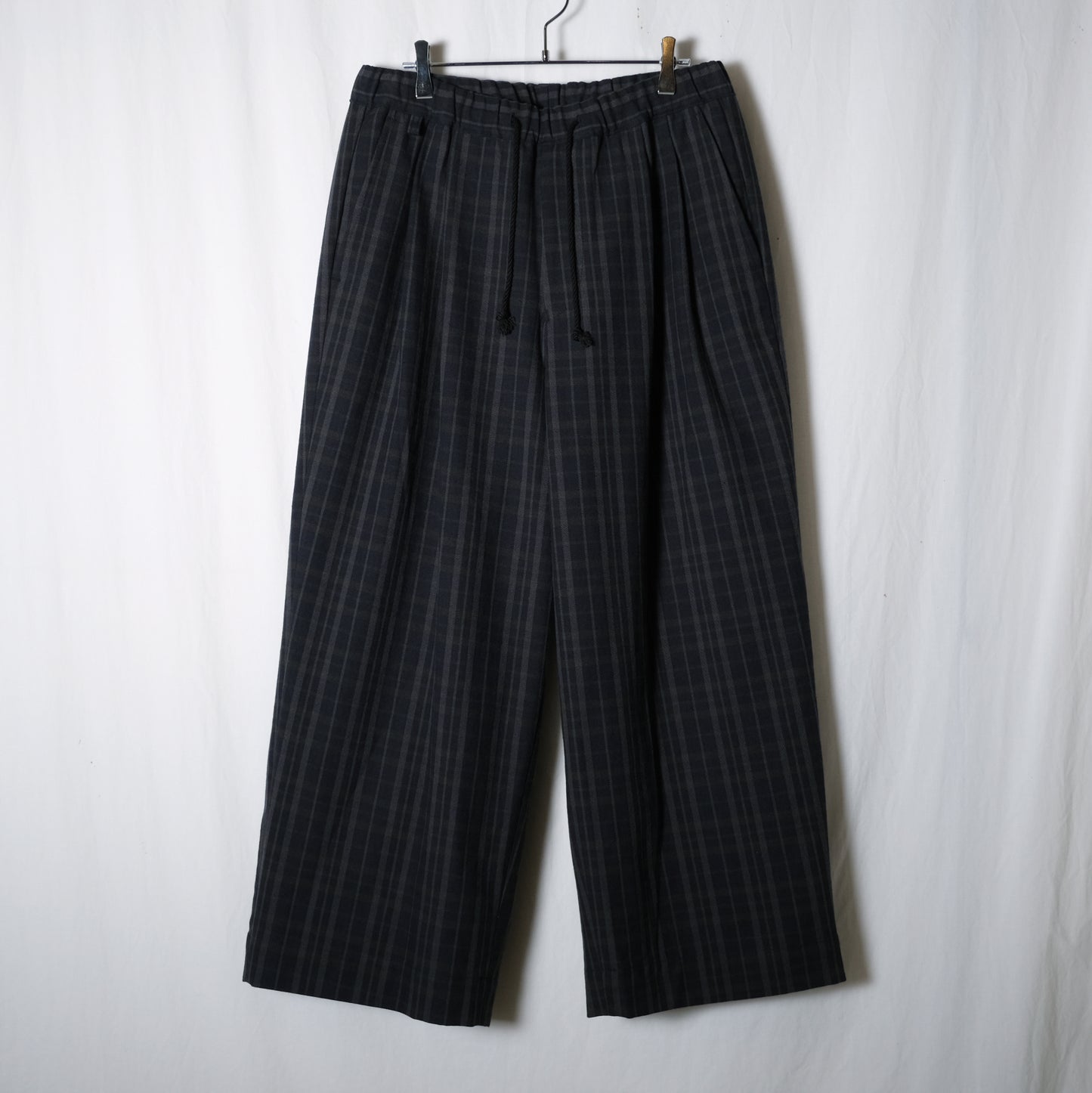 HEALTH "Easy Pants #4"