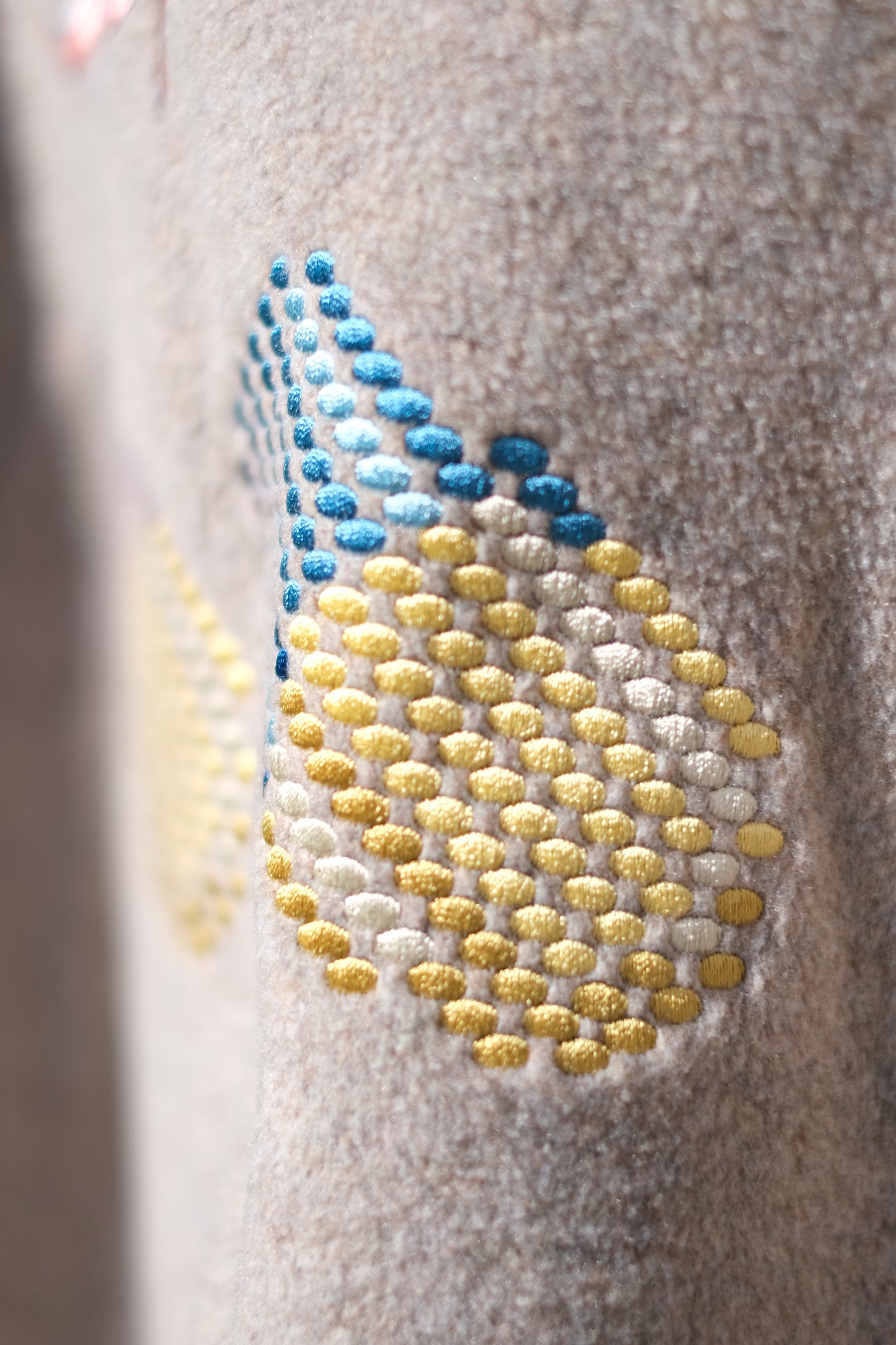 O- "FREE SWEATSHIRT（Capsule game）" / オー "フリースウェットシャツ（刺繍）" O.C.R.L.