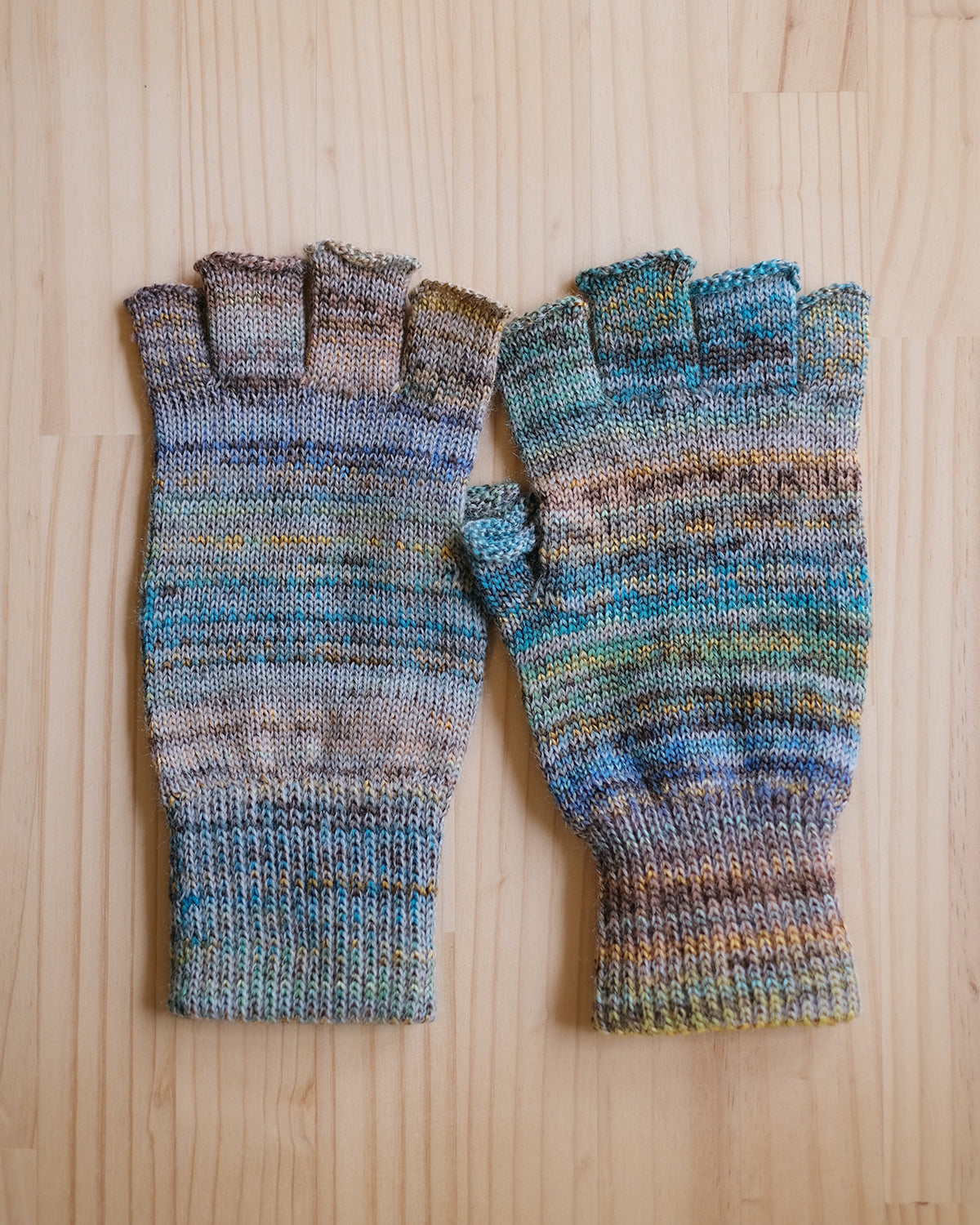 crepuscule "Malti Color Glove" / クレプスキュール "マルチカラーグローブ"