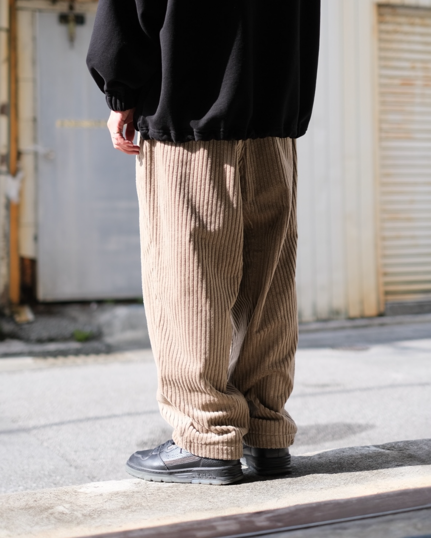 HEALTH "Easy Pants #5" / 헬스 "이지 팬츠 #5"