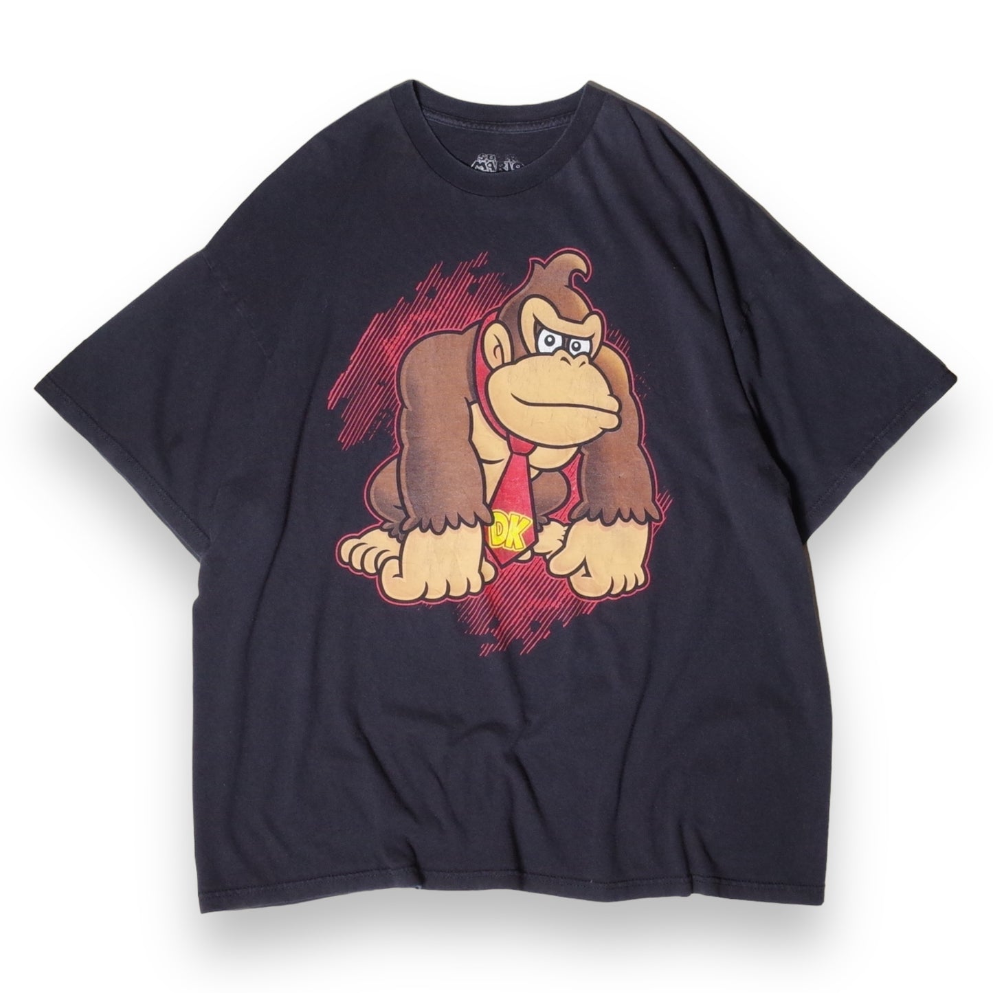 used&vintage "90s Nintendo Donkey Kong Tee"