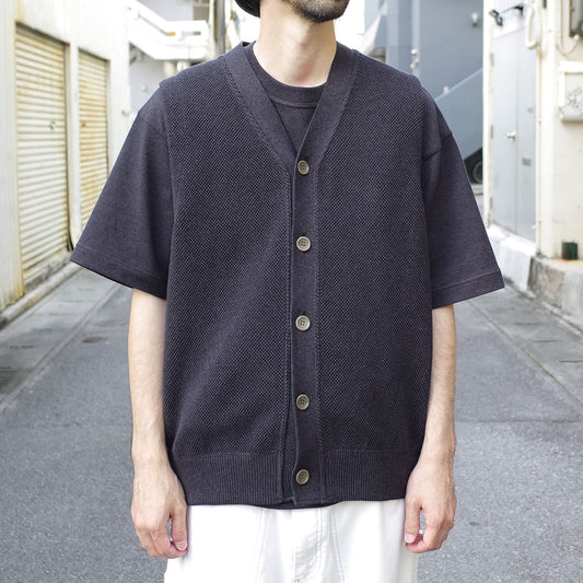 crepuscule "Moss Stitch V/N Vest" / 크렙스큐르 "사슴의 아이 V 넥 베스트"